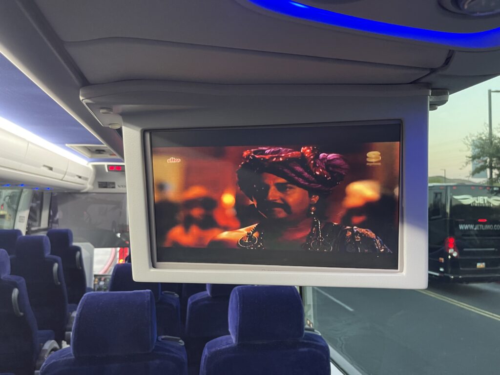 Watch movie on Divine charter bus in Arizona