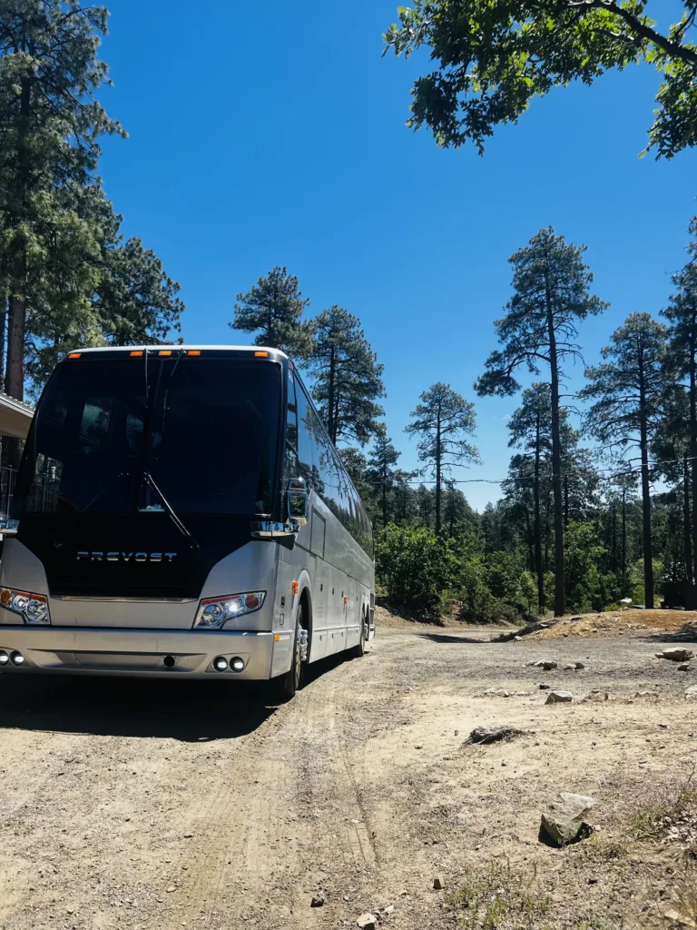 Bus Rentals: Summer Camp Charter Bus Rental with Divine Charter