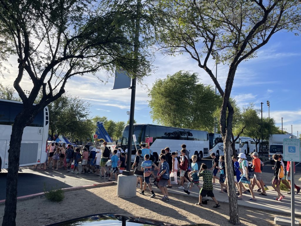 field trip Charter bus rental near me - Divine Charter