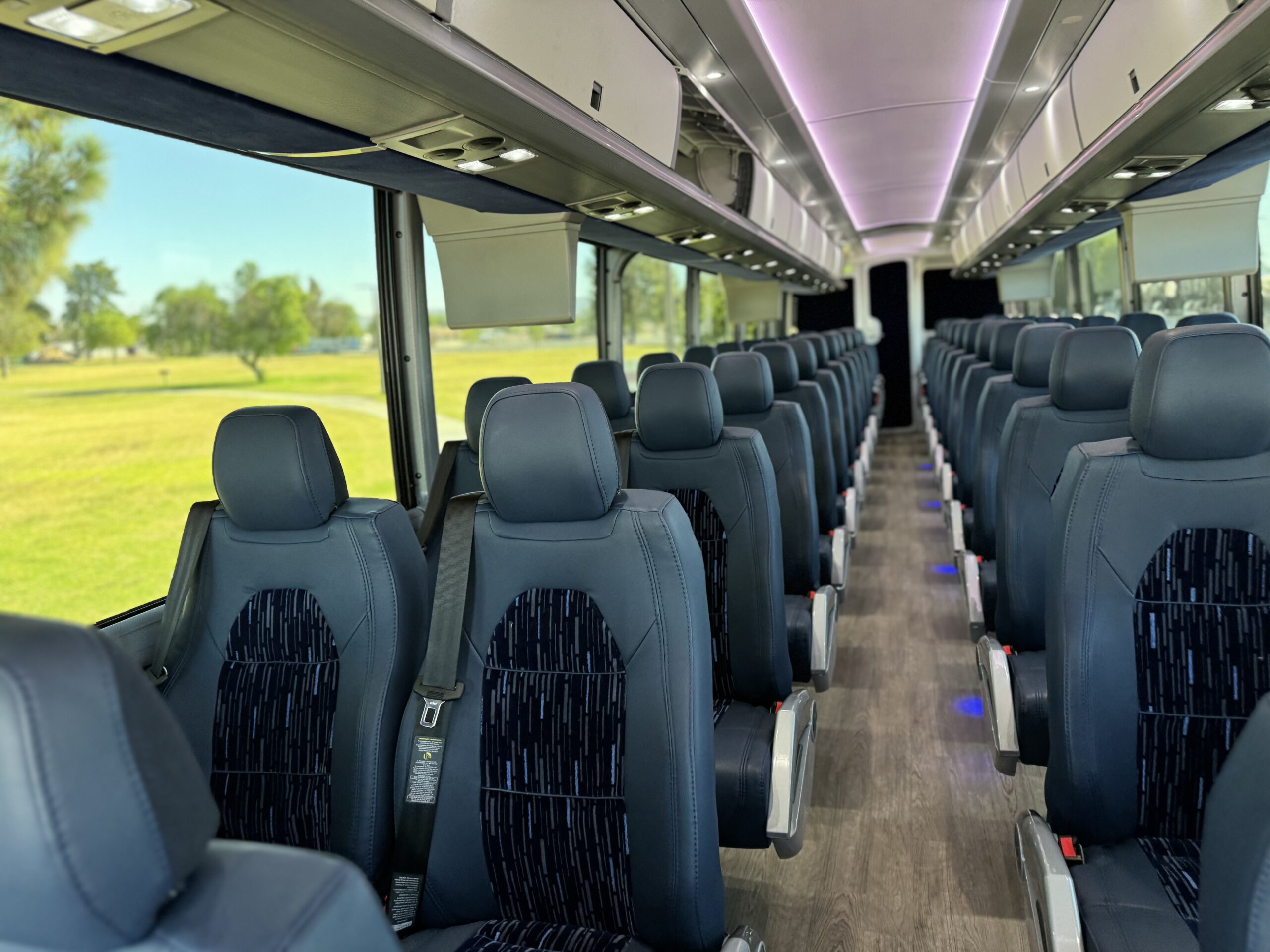 charter bus rentals for school trips