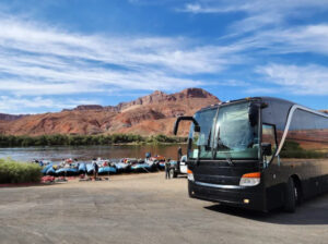Divine Charter Bus Rentals in Phoenix - Divine Charter Bus Rentals Divine Charter & Bus Rentals bus in Phoenix for sightseeing